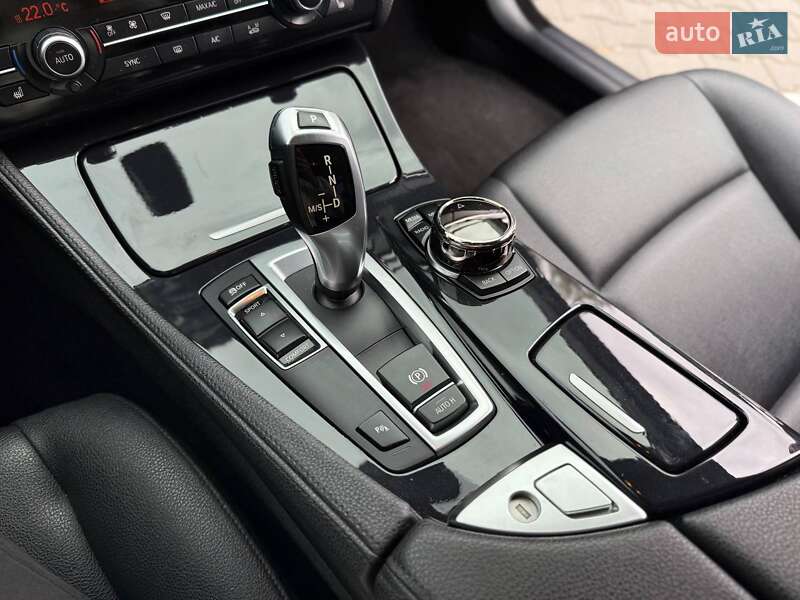 Седан BMW 5 Series 2016 в Кривом Роге