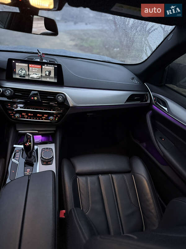 Седан BMW 5 Series 2018 в Києві