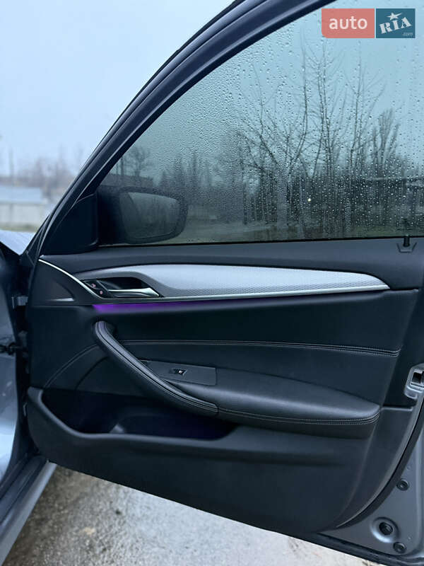 Седан BMW 5 Series 2018 в Києві