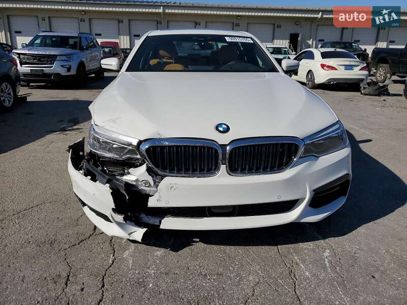 Седан BMW 5 Series 2019 в Львове