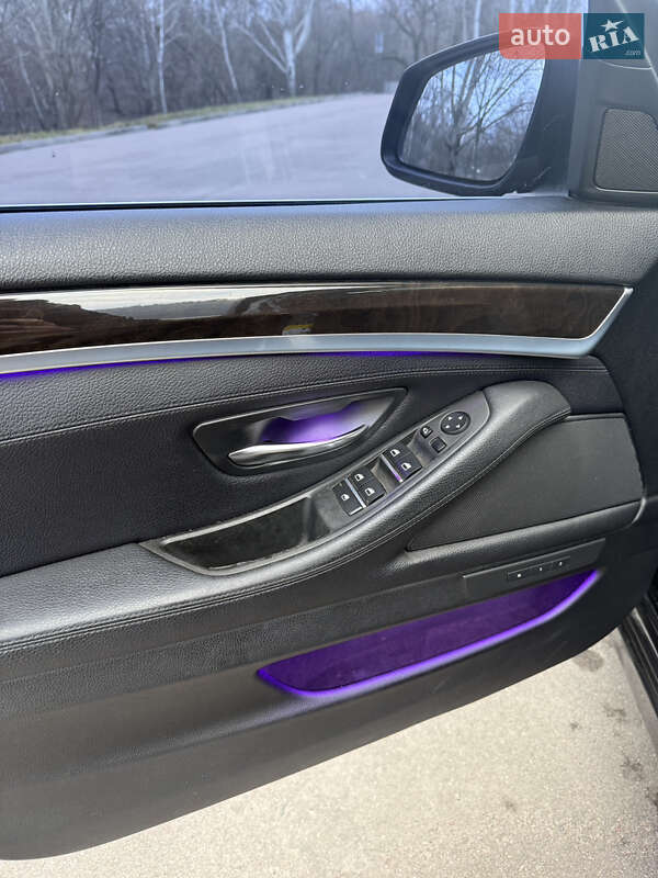 Седан BMW 5 Series 2012 в Сумах