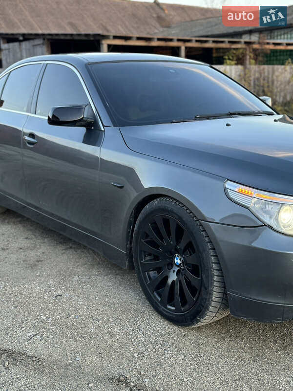 Седан BMW 5 Series 2005 в Тернополе