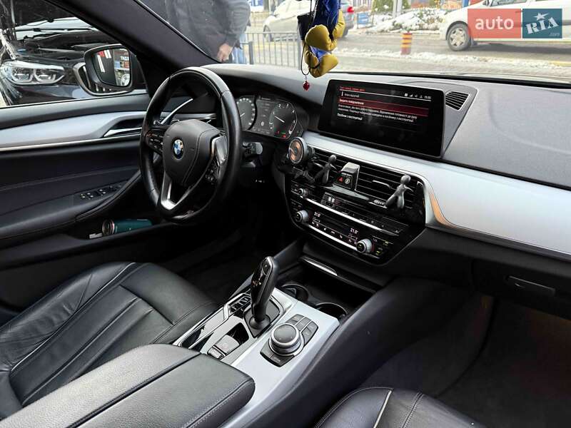 Универсал BMW 5 Series 2021 в Львове фото 37 Универсал BMW 5 Series 2021 в Львове