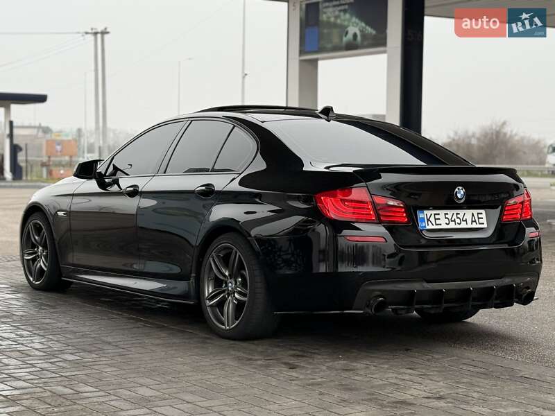 Седан BMW 5 Series 2013 в Днепре