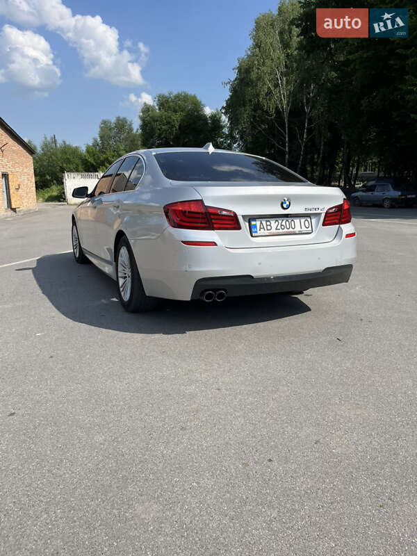 Седан BMW 5 Series 2011 в Хмельнике