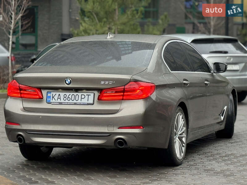 Седан BMW 5 Series 2017 в Киеве