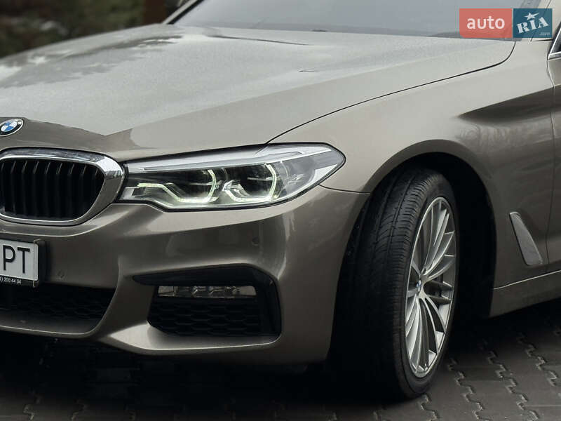 Седан BMW 5 Series 2017 в Киеве