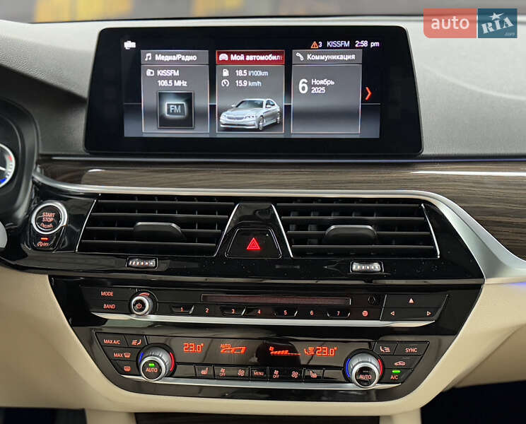 Седан BMW 5 Series 2017 в Киеве