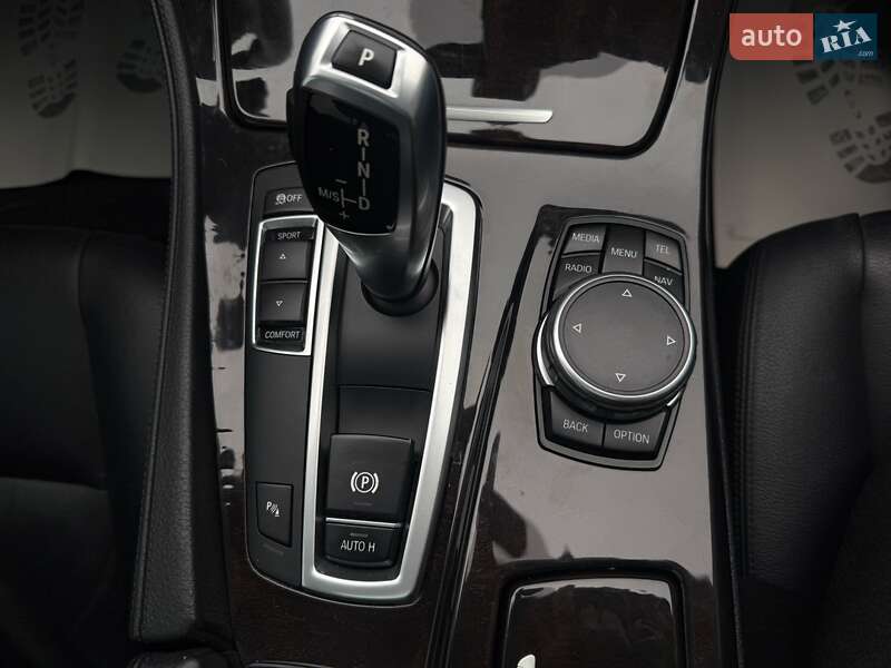 Седан BMW 5 Series 2015 в Житомирі