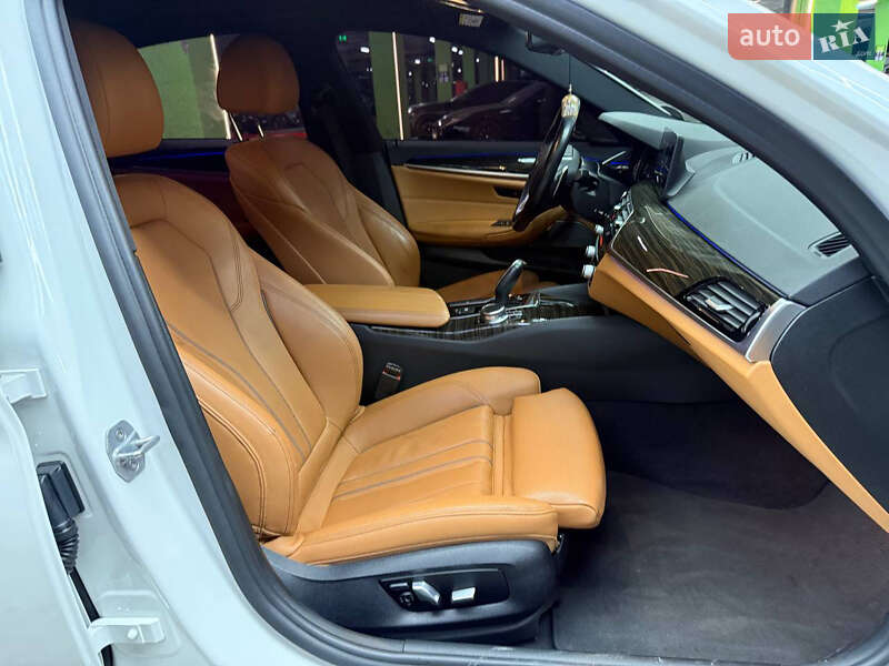 Седан BMW 5 Series 2018 в Києві