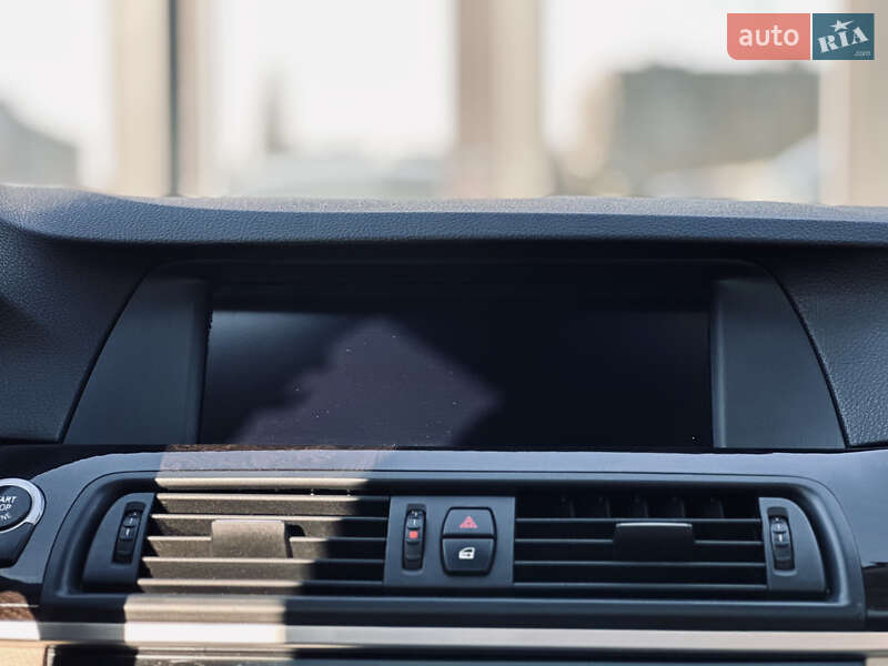 Седан BMW 5 Series 2012 в Кременчуге