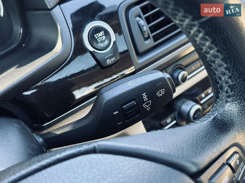 Седан BMW 5 Series 2012 в Кременчуге