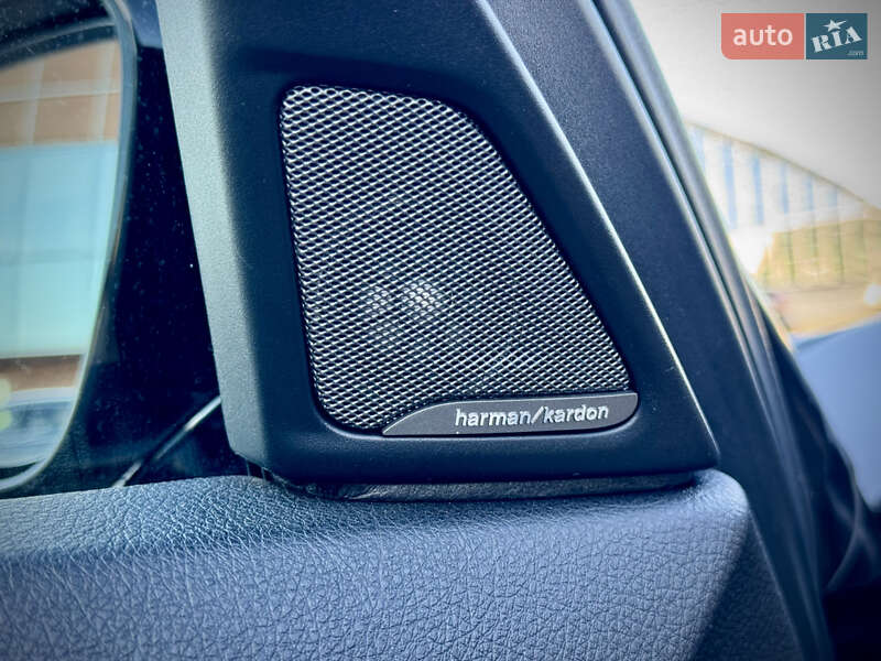 Седан BMW 5 Series 2015 в Киеве