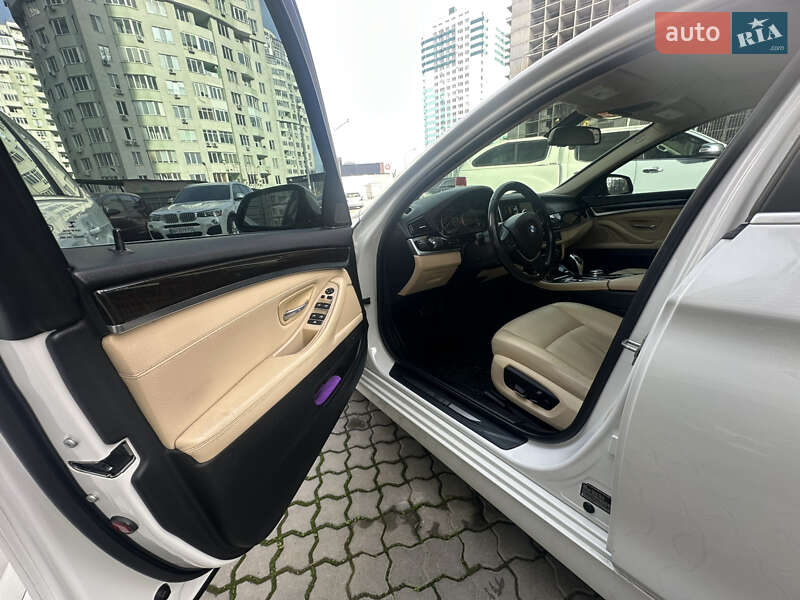 Седан BMW 5 Series 2015 в Одессе фото 29 Седан BMW 5 Series 2015 в Одессе