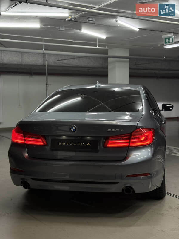 Седан BMW 5 Series 2017 в Киеве
