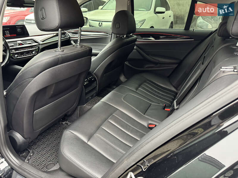 Седан BMW 5 Series 2017 в Запорожье