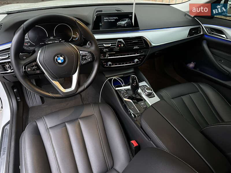 Седан BMW 5 Series 2017 в Александрие