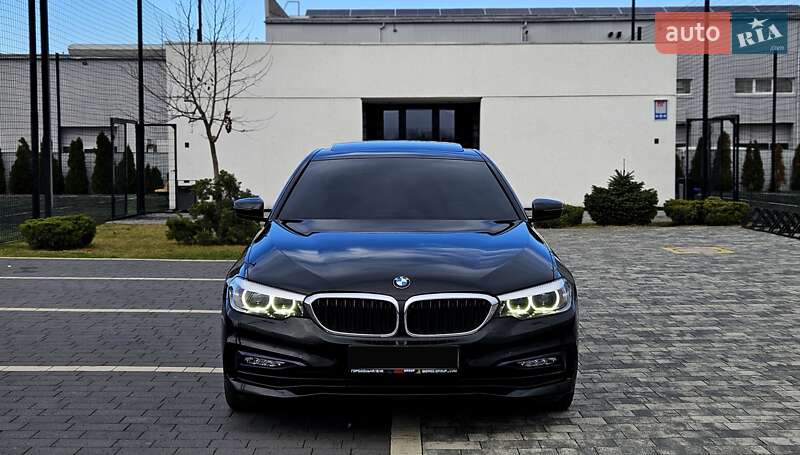Седан BMW 5 Series 2017 в Мукачево