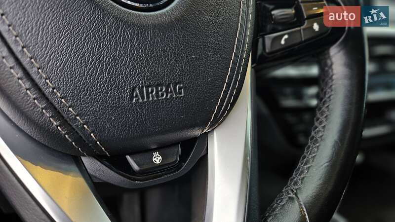 Седан BMW 5 Series 2017 в Мукачево