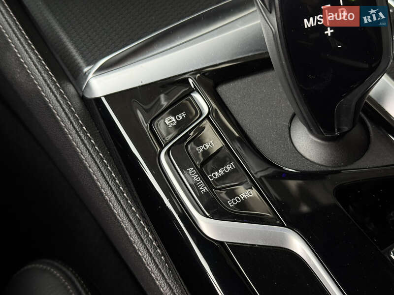 Седан BMW 5 Series 2020 в Киеве