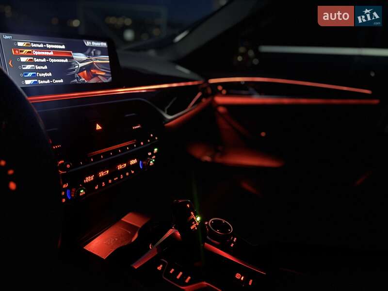 Седан BMW 5 Series 2017 в Мукачево