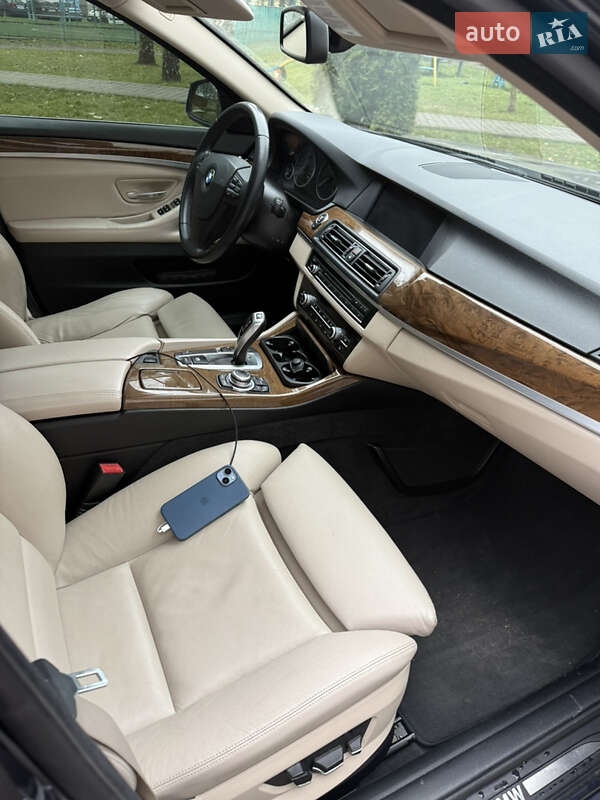 Універсал BMW 5 Series 2012 в Луцьку