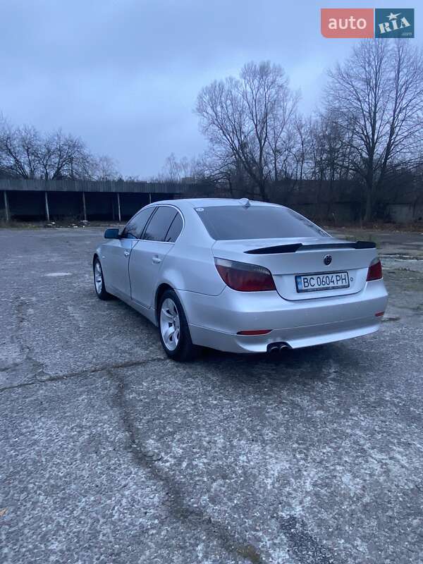 Седан BMW 5 Series 2004 в Новояворовске фото 3 Седан BMW 5 Series 2004 в Новояворовске