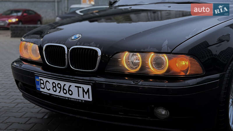 Седан BMW 5 Series 2003 в Львове