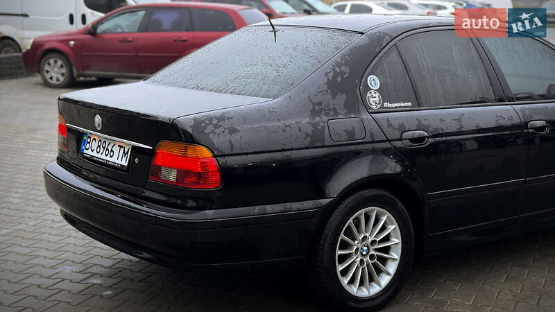 Седан BMW 5 Series 2003 в Львове