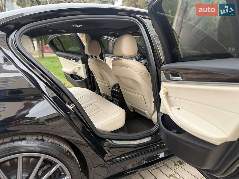 Седан BMW 5 Series 2018 в Кам'янець-Подільському