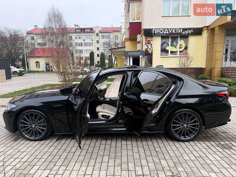 Седан BMW 5 Series 2018 в Кам'янець-Подільському