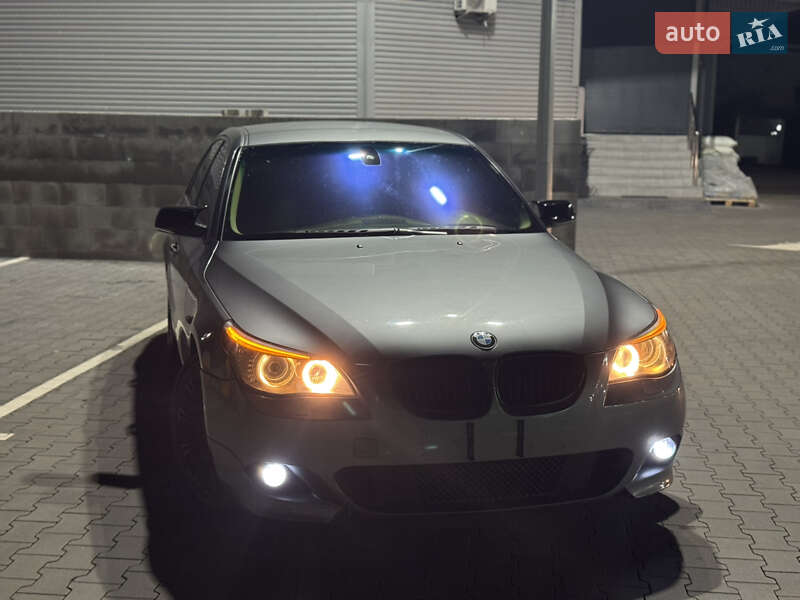 Седан BMW 5 Series 2007 в Сарнах