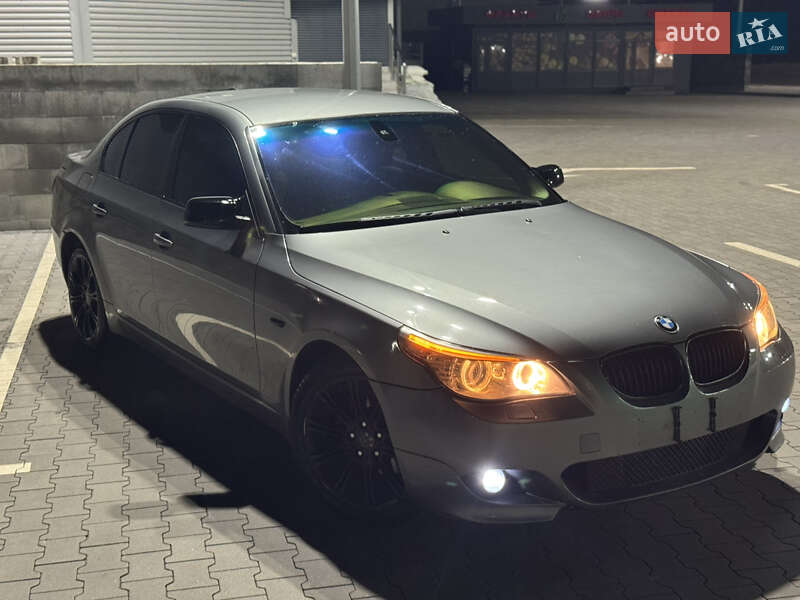 Седан BMW 5 Series 2007 в Сарнах