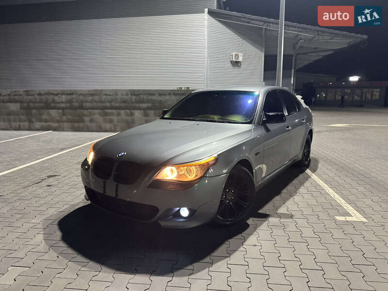 Седан BMW 5 Series 2007 в Сарнах