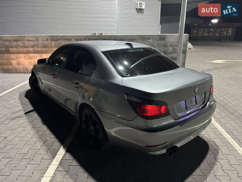 Седан BMW 5 Series 2007 в Сарнах