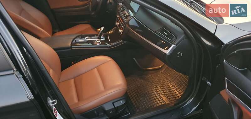 Седан BMW 5 Series 2012 в Івано-Франківську