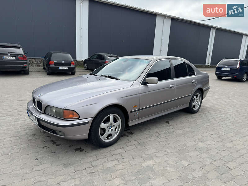 Седан BMW 5 Series 1999 в Стрию