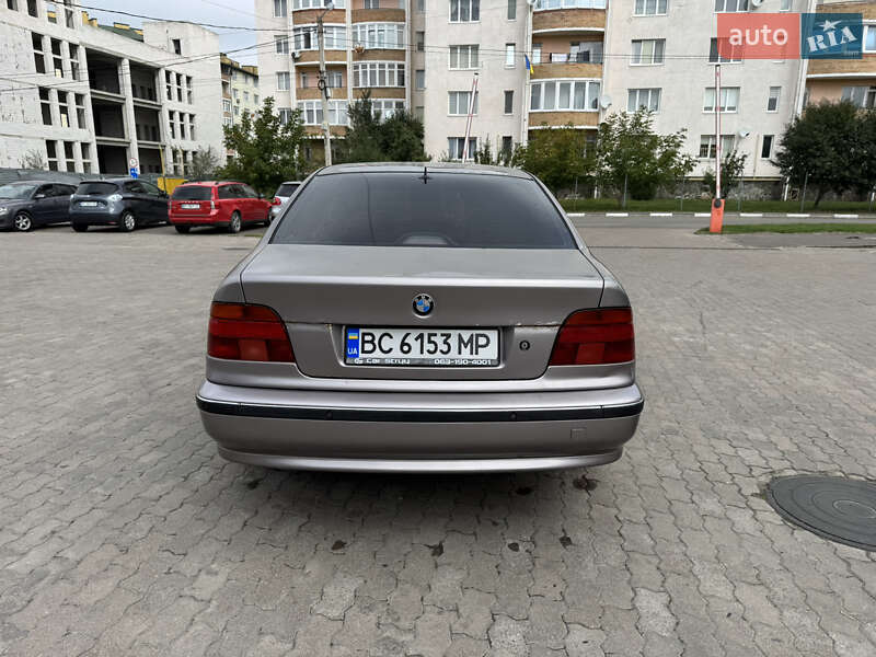 Седан BMW 5 Series 1999 в Стрию