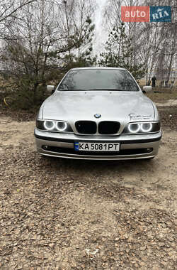 Седан BMW 5 Series 2001 в Бучі
