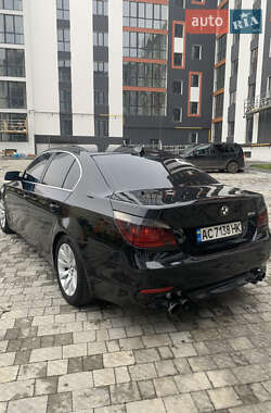 Седан BMW 5 Series 2003 в Львові