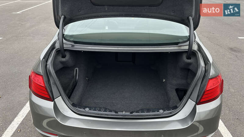 Седан BMW 5 Series 2014 в Запоріжжі фото 20 Седан BMW 5 Series 2014 в Запоріжжі