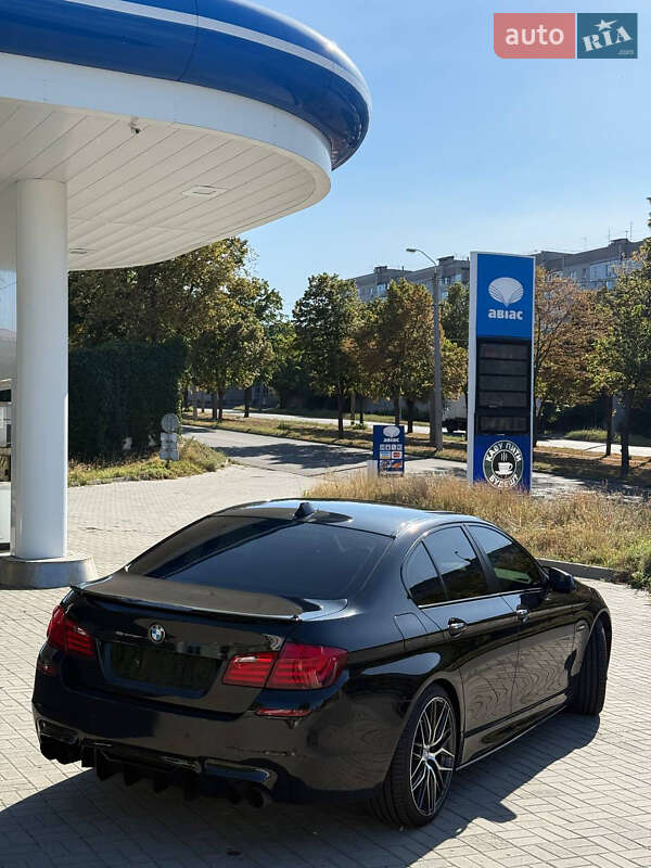 Седан BMW 5 Series 2012 в Днепре
