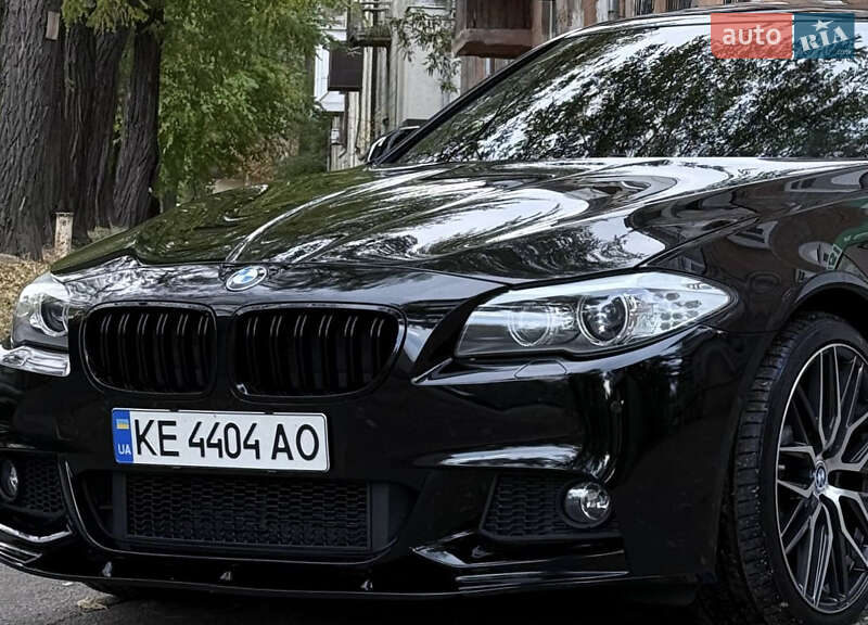 Седан BMW 5 Series 2012 в Днепре