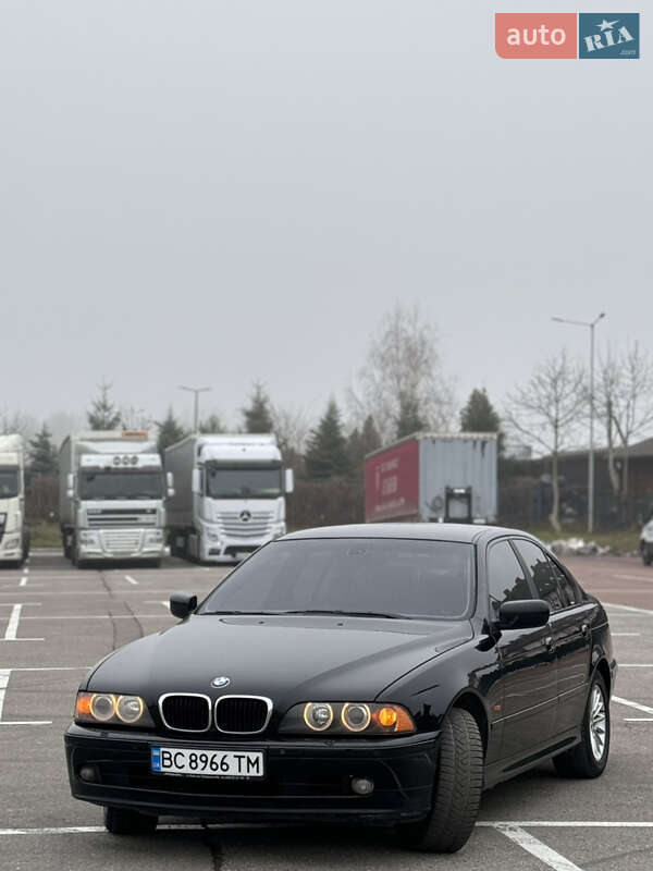 Седан BMW 5 Series 2003 в Львове