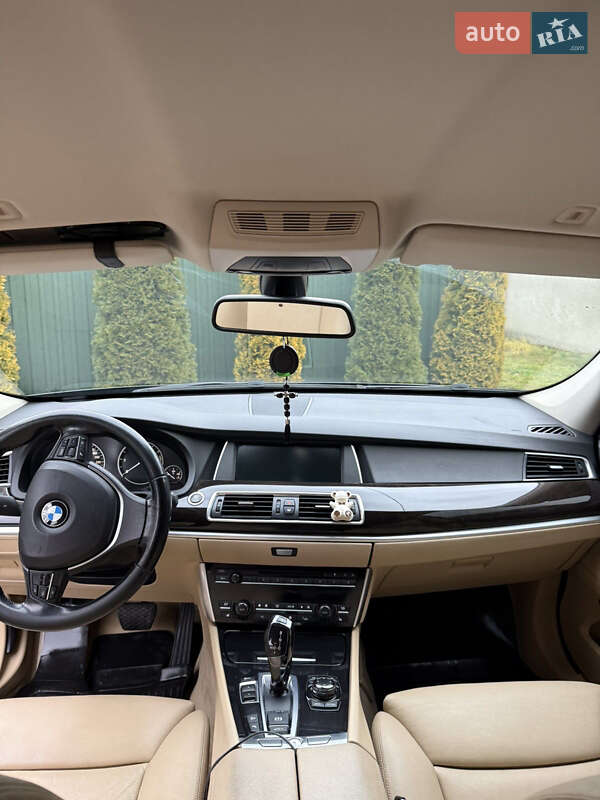 Лифтбек BMW 5 Series 2010 в Хусте