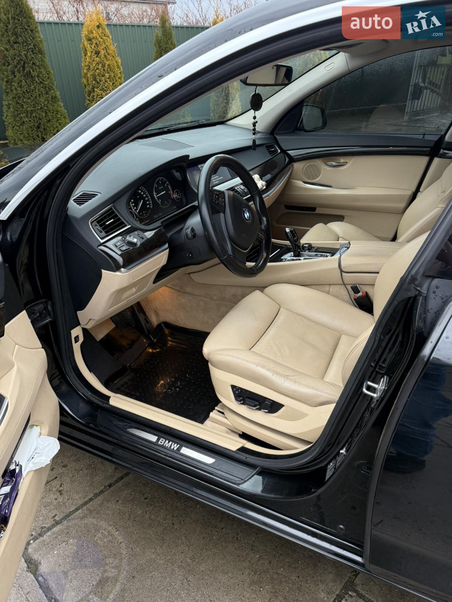 2010 BMW 5er - мініатюра 11