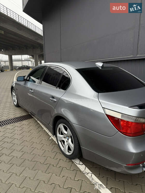 Седан BMW 5 Series 2004 в Тернополе