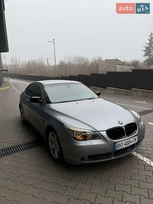 Седан BMW 5 Series 2004 в Тернополе