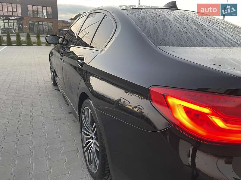 Седан BMW 5 Series 2018 в Вінниці