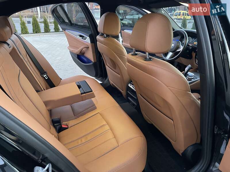 Седан BMW 5 Series 2018 в Вінниці